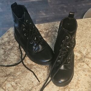 Black Lace-Up Girl's Boots
